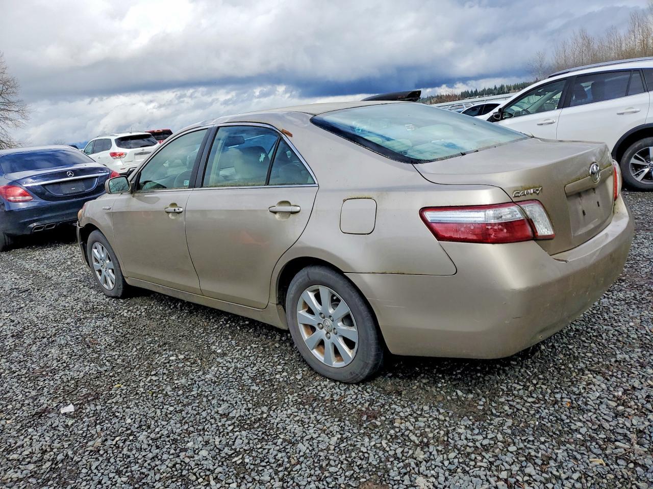 2007 Toyota Camry Hybrid Base - Image 2