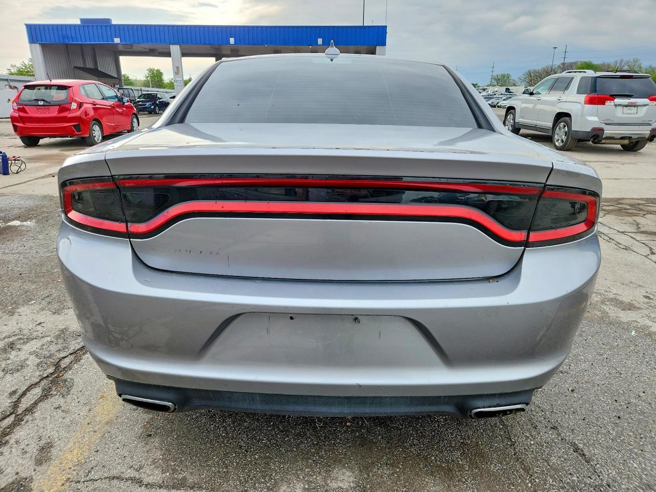 2016 Dodge Charger R - Фото 6