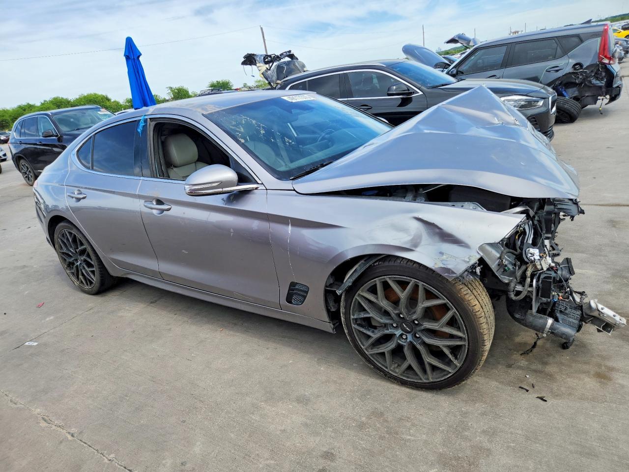 2022 Genesis G70 3.3T Standard - Image 4