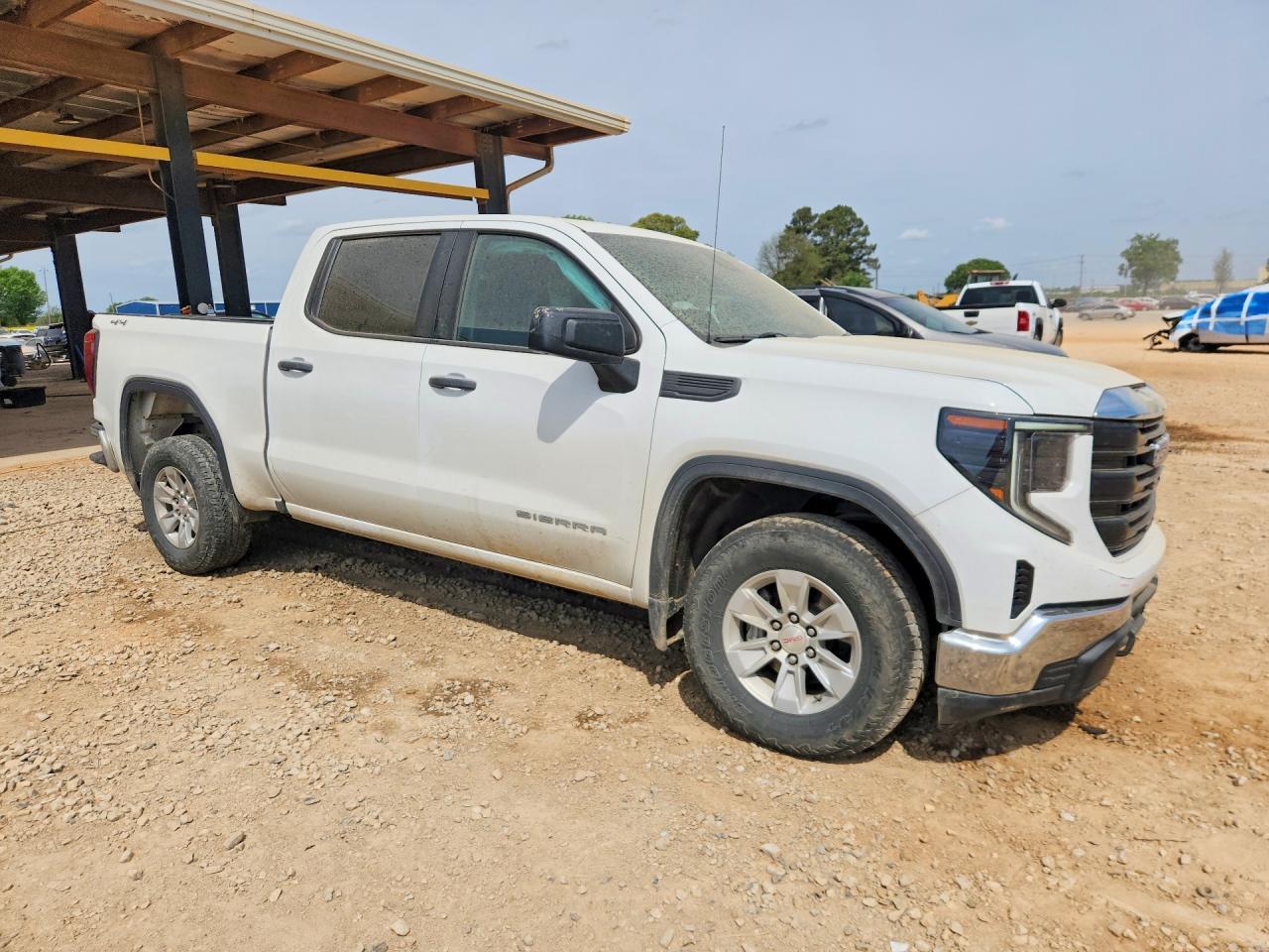 2023 GMC Sierra K1500 - Image 4