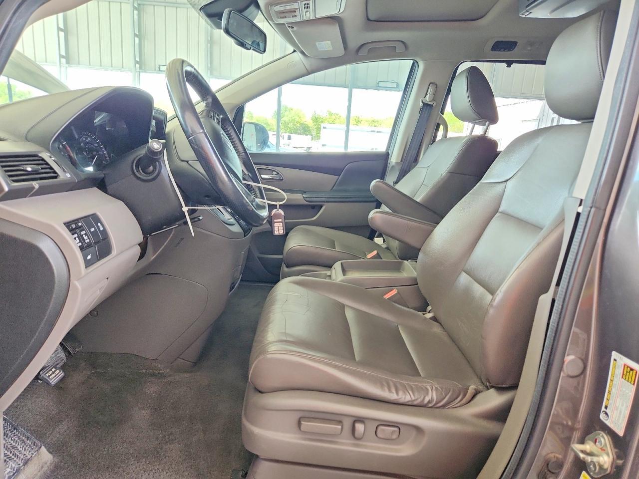 2014 Honda Odyssey Exl - Image 7