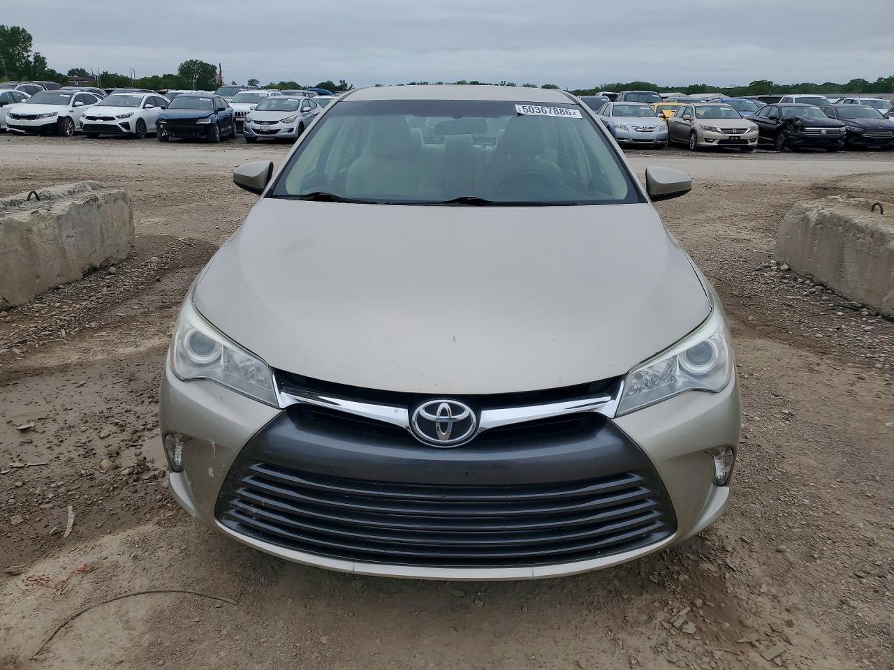2015 Toyota Camry Le - Фото 5