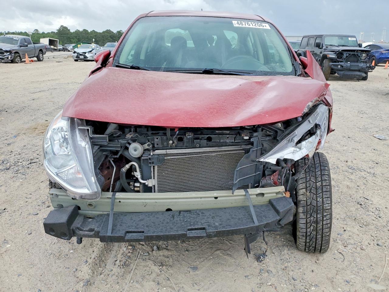 2017 Nissan Versa 1.6 S - Image 5