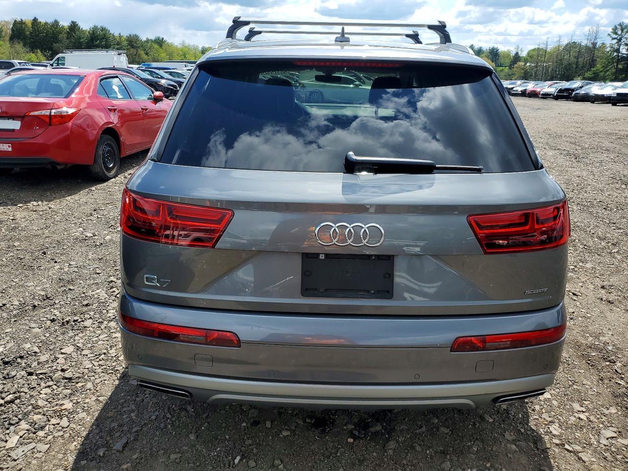 2018 Audi Q7 Premium - Image 6