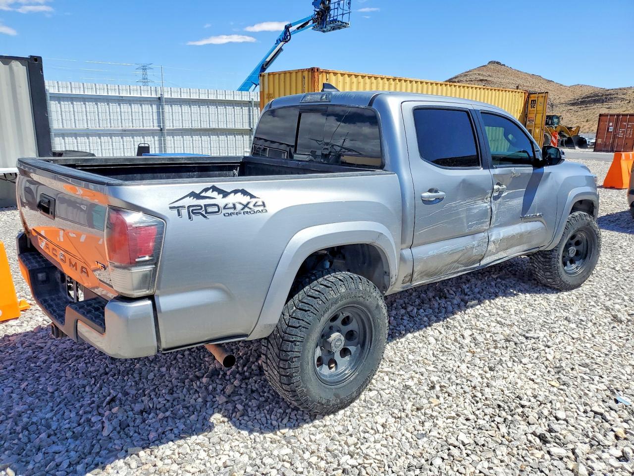 2017 Toyota Tacoma Trd Sport - Фото 3