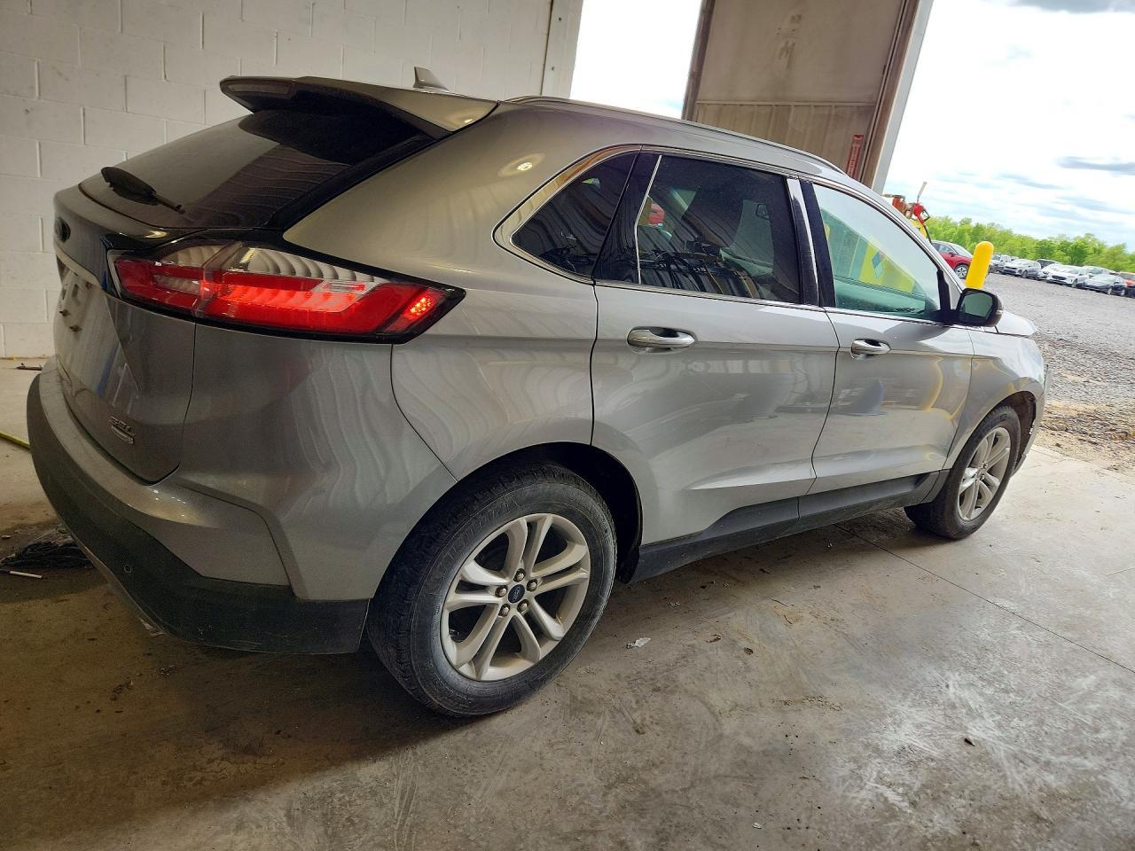 2020 Ford Edge Sel - Фото 3