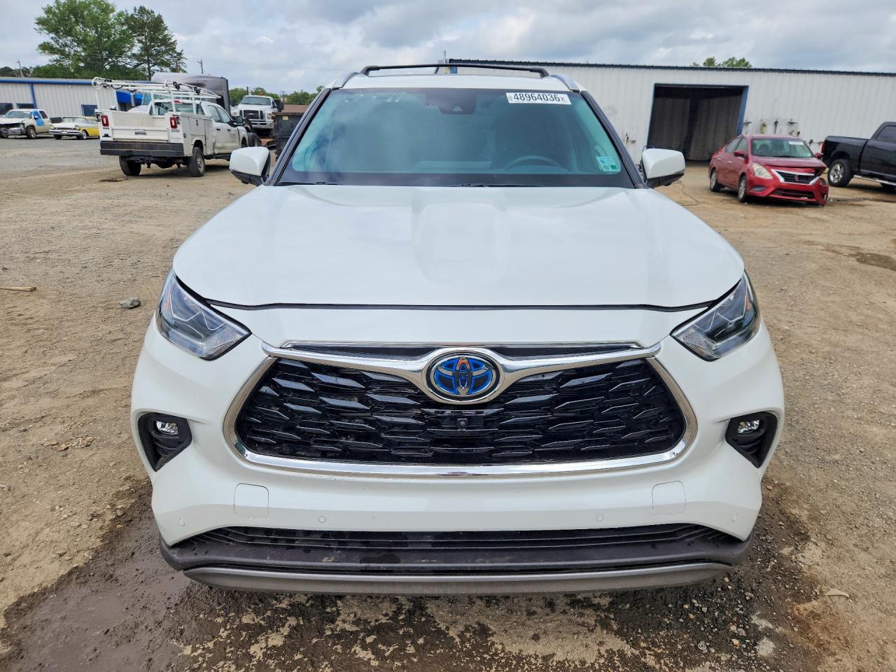 2023 Toyota Highlander Hybrid Platinum - Фото 5