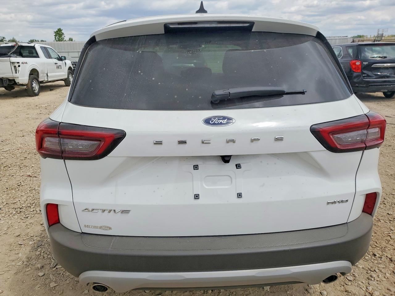 2024 Ford Escape Active - Image 6