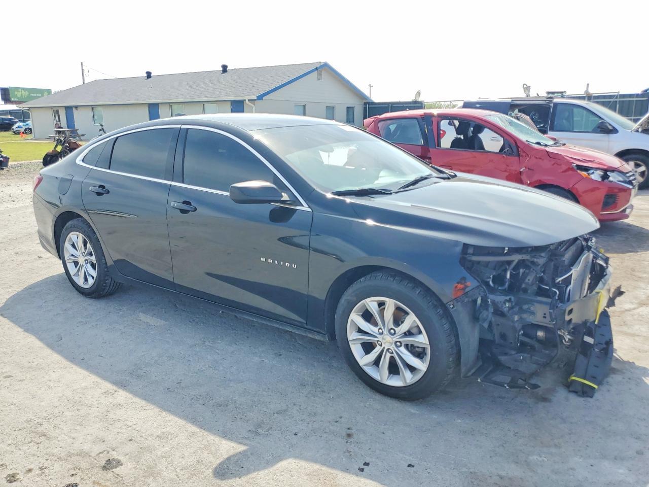 2022 Chevrolet Malibu Lt - Фото 4