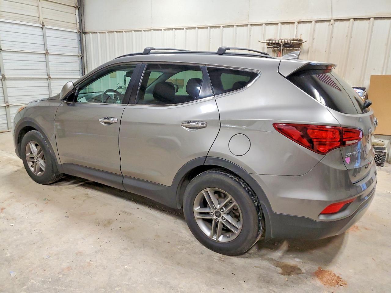 2017 Hyundai Santa Fe Sport 2.4L - Фото 2