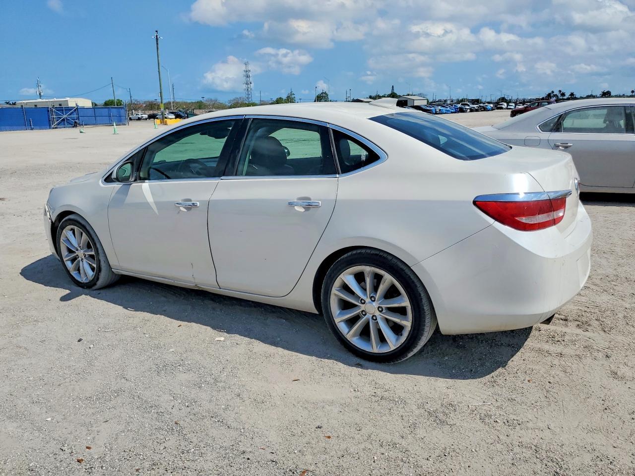 2015 Buick Verano - Image 2