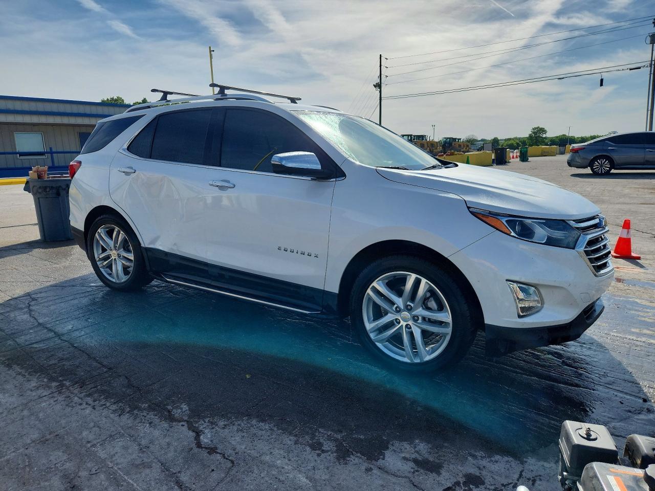 2019 Chevrolet Equinox Premier - Image 4