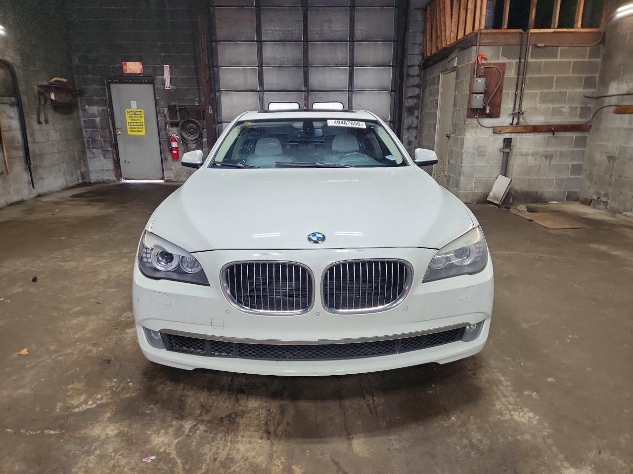 2011 BMW 740 Li - Image 5