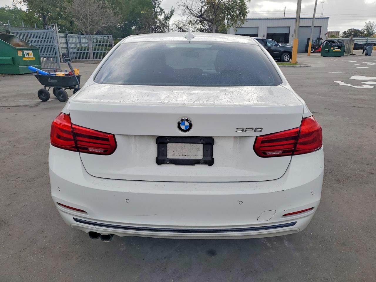 2016 BMW 328 I Sulev - Image 6
