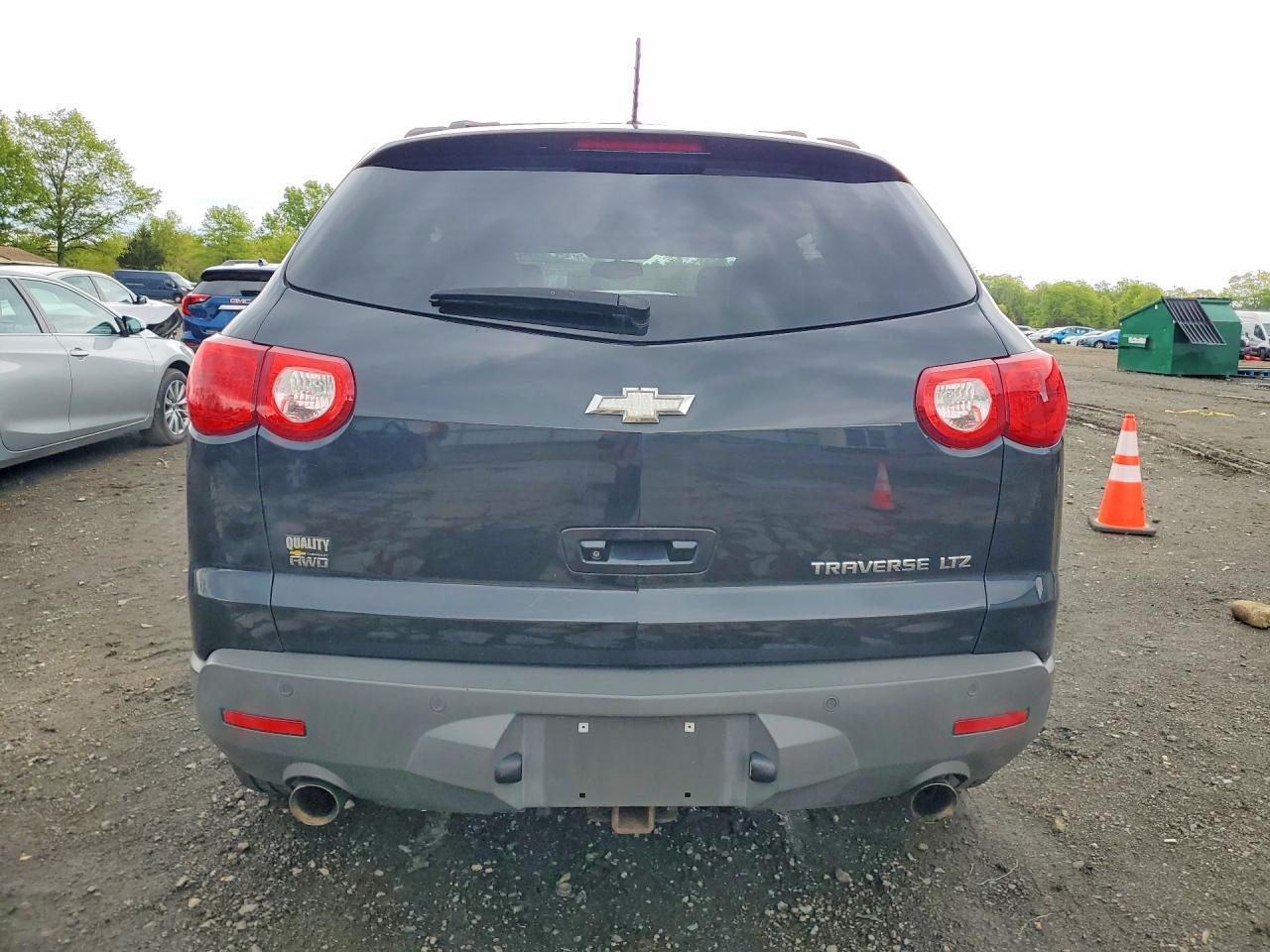 2012 Chevrolet Traverse Ltz - Image 6