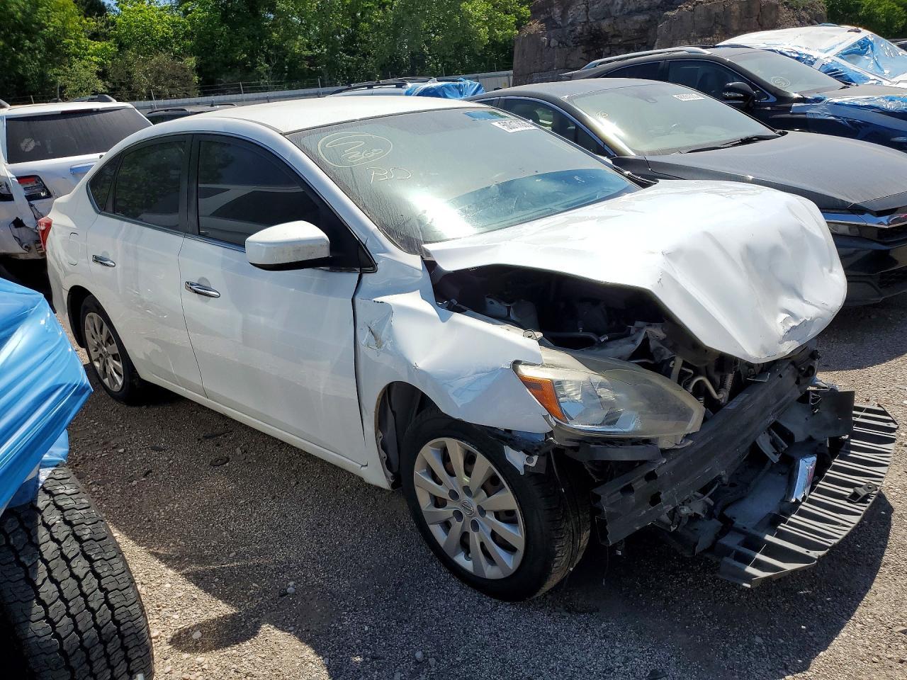 2017 Nissan Sentra S - Фото 4