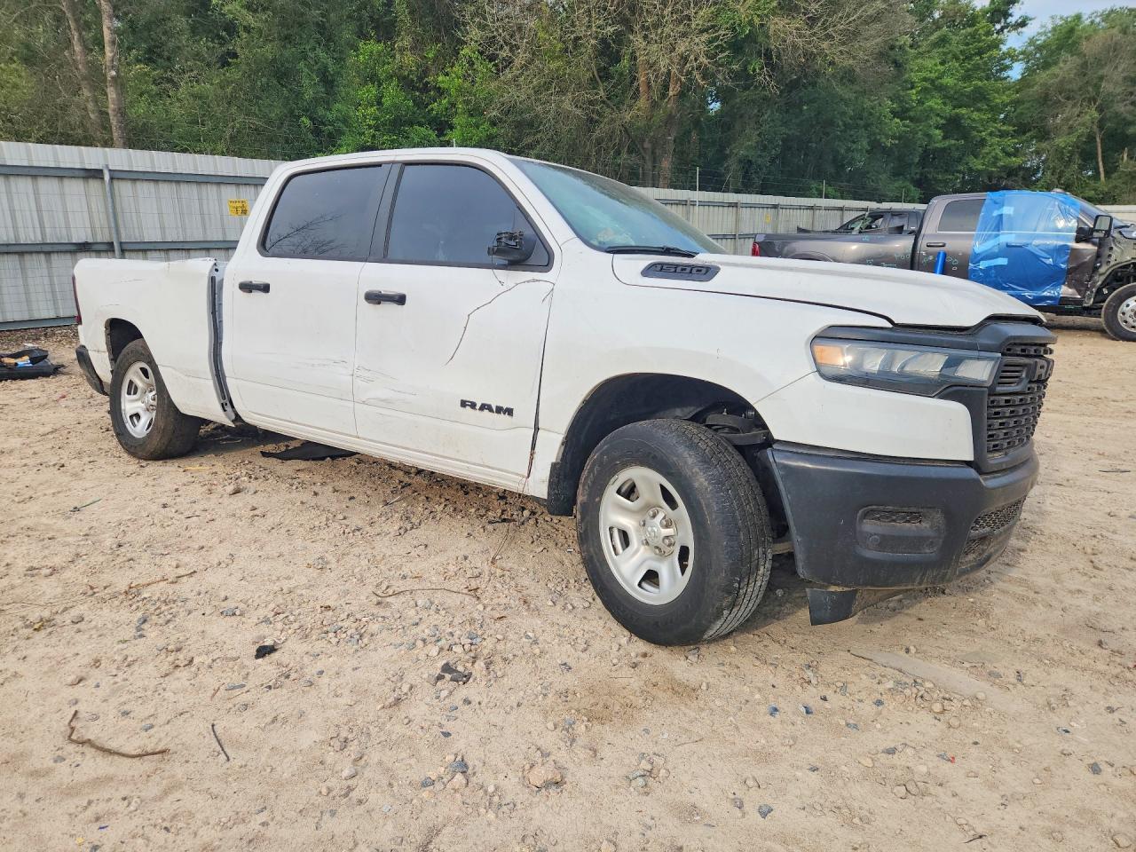 2025 Ram 1500 Tradesman - Фото 4