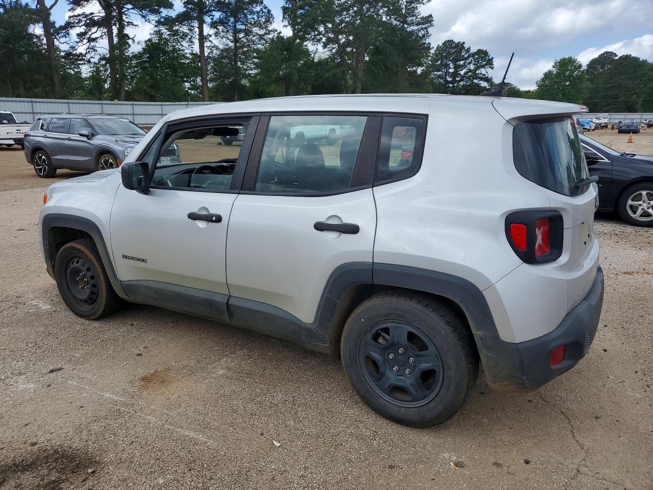 2019 Jeep Renegade - Фото 2
