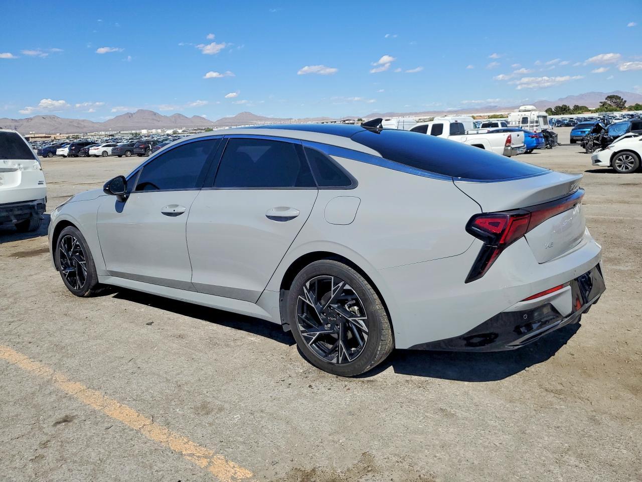 2025 Kia K5 Gt-Line - Image 2