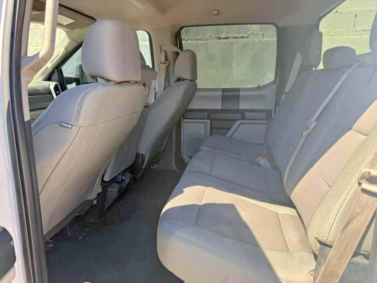 2017 Ford F250 Super Duty - Фото 6