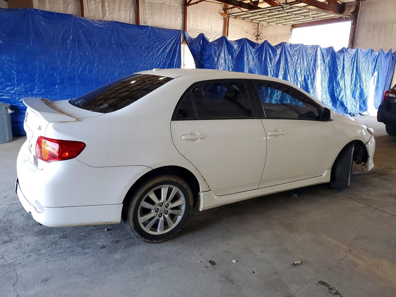 2010 Toyota Corolla S - Фото 3