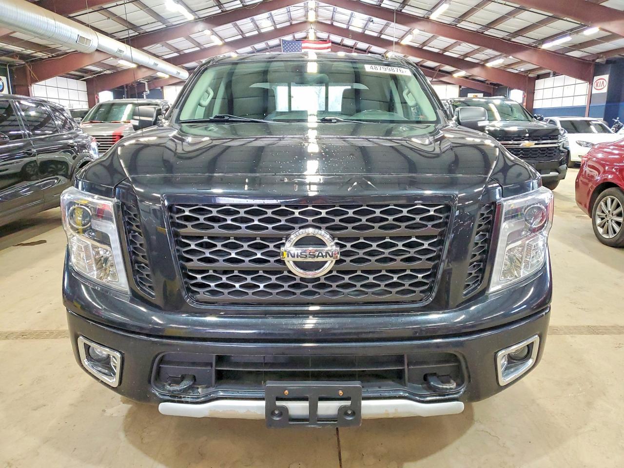 2019 Nissan Titan Pro-4X - Image 5