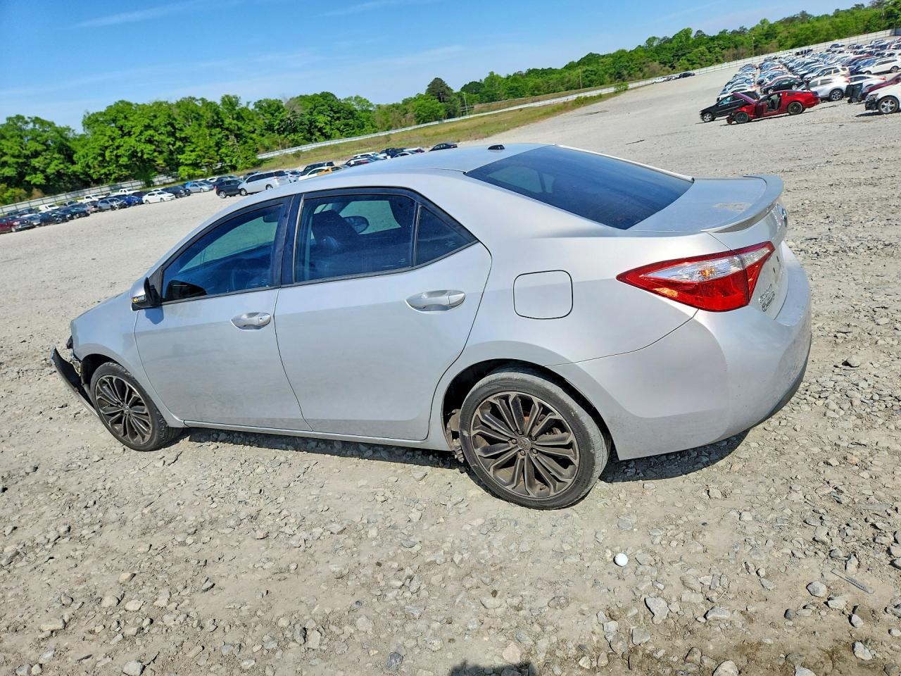 2015 Toyota Corolla S Plus - Фото 2