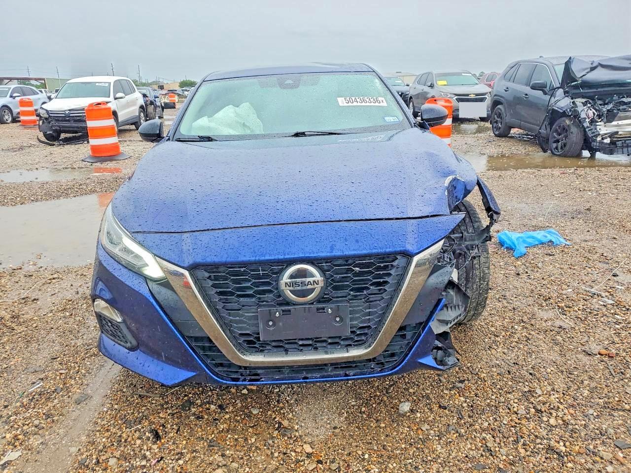 2022 Nissan Altima Sr - Image 5