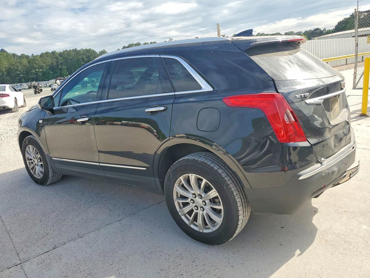 2018 Cadillac Xt5 Platinum - Фото 2