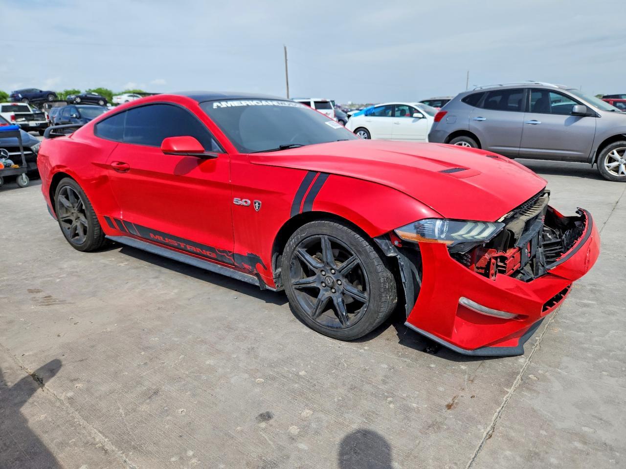 2019 Ford Mustang - Image 4