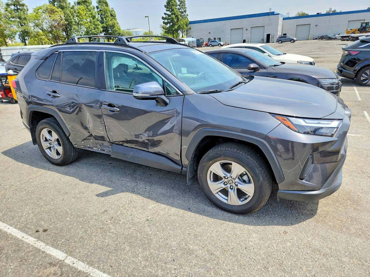2023 Toyota Rav4 Xle - Фото 4