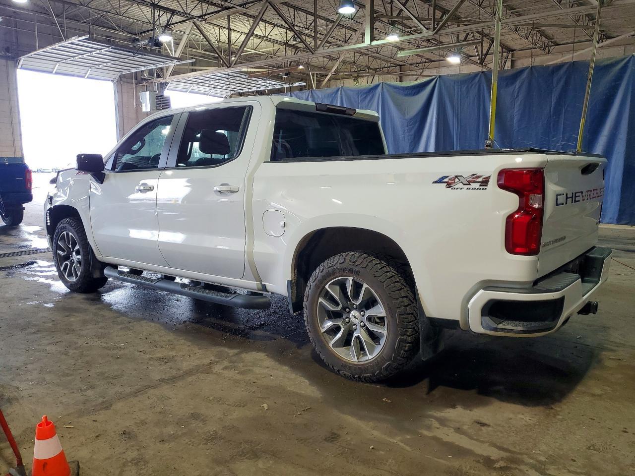 2024 Chevrolet Silverado K1500 Rst - Фото 2
