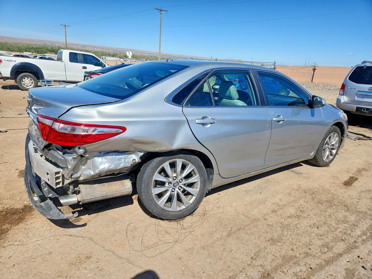 2017 Toyota Camry Hybrid Xle - Фото 3