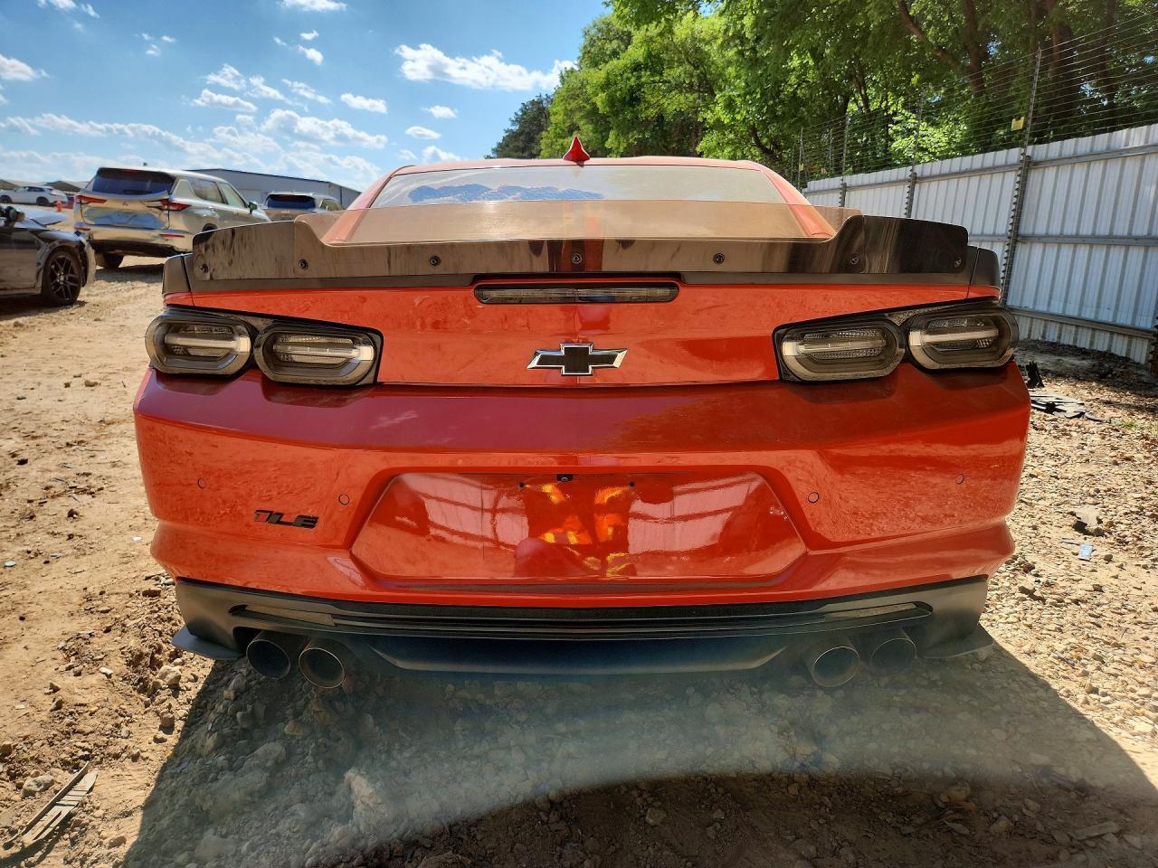 2019 Chevrolet Camaro - Фото 6
