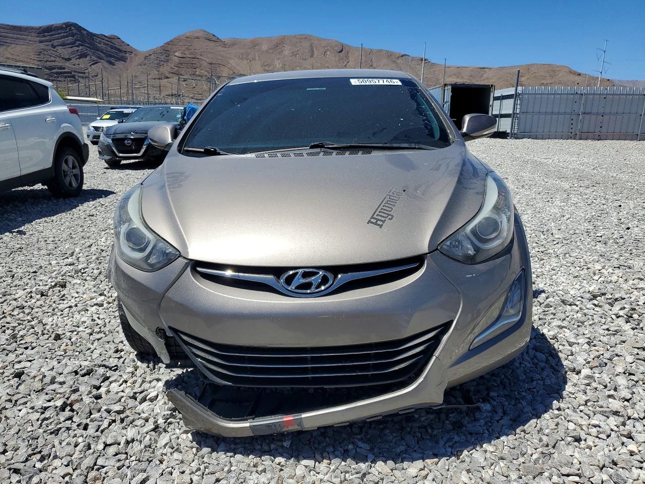 2015 Hyundai Elantra - Image 5