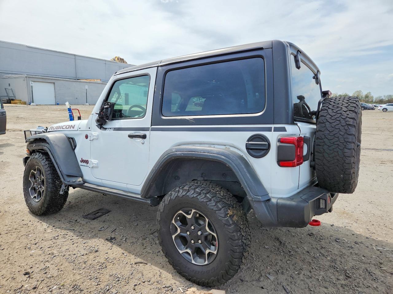 2023 Jeep Wrangler Rubicon - Image 2