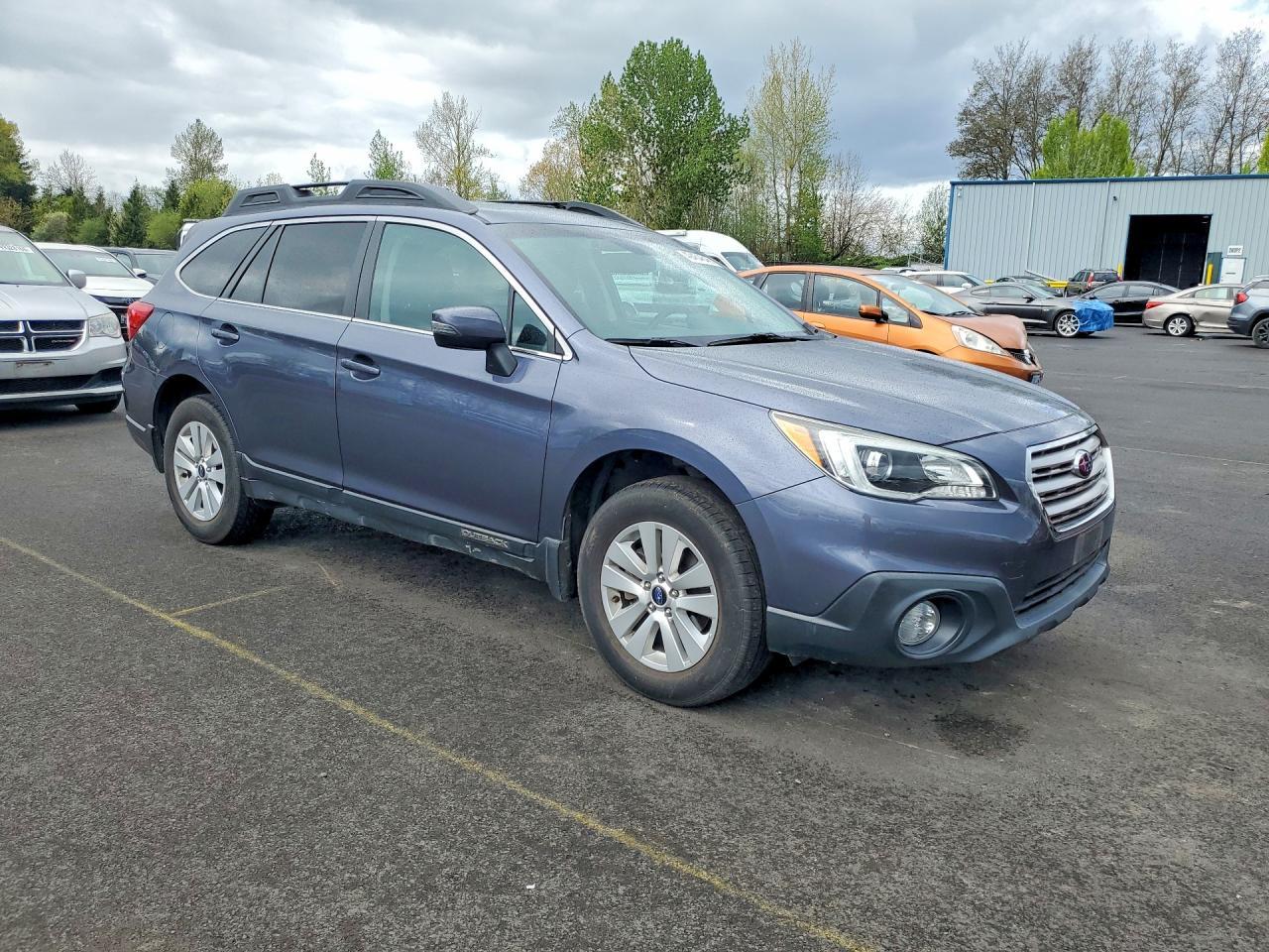 2016 Subaru Outback 2.5I Premium - Image 4