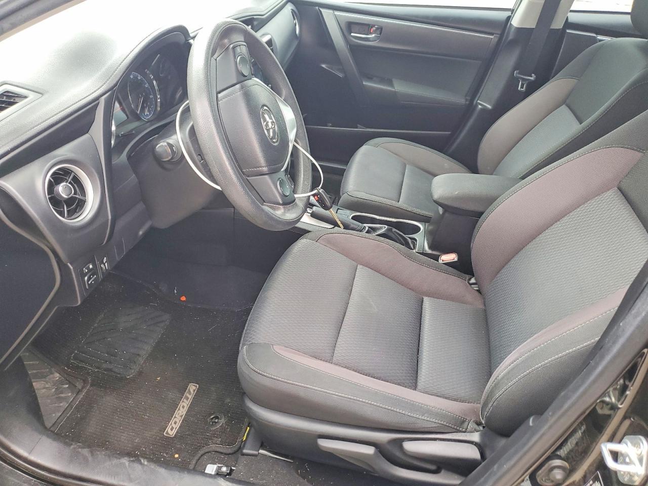 2018 Toyota Corolla Le - Image 7