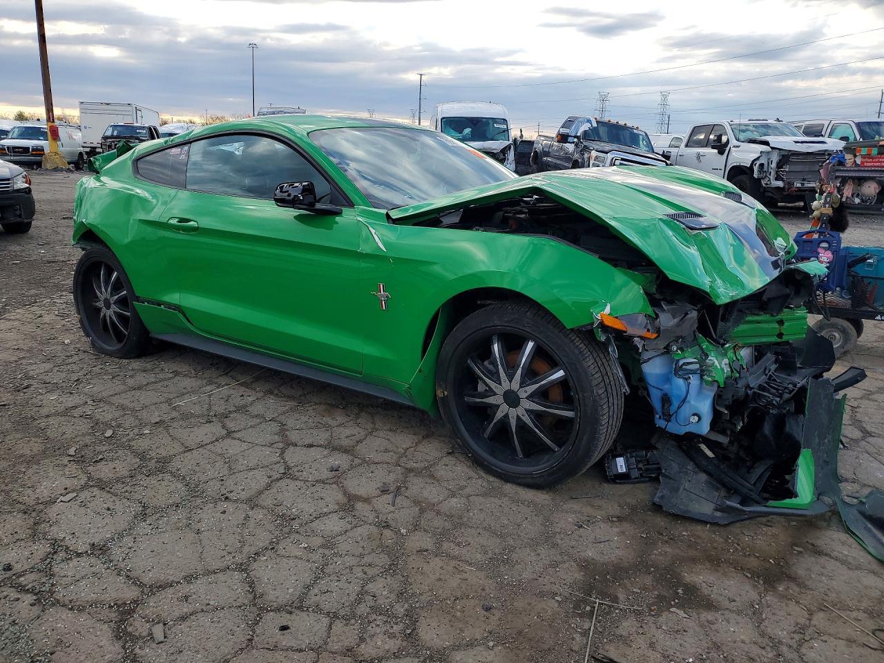 2019 Ford Mustang - Фото 4