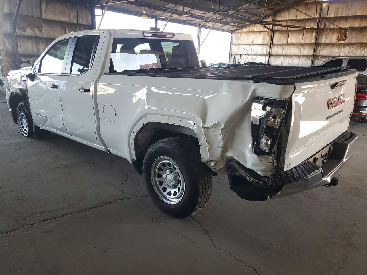 2025 GMC Sierra C1500 - Фото 2