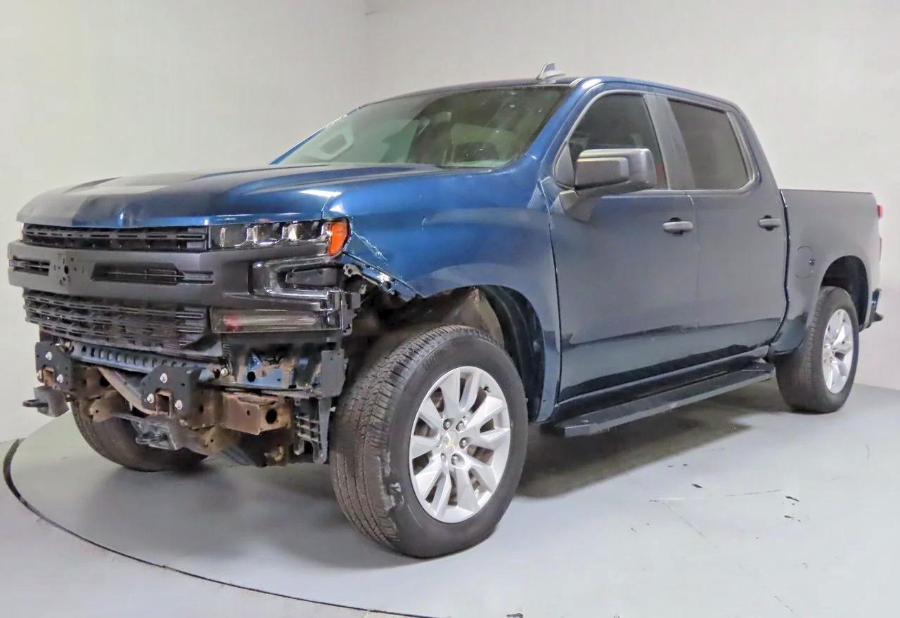 2020 Chevrolet Silverado C1500 Custom - Фото 2