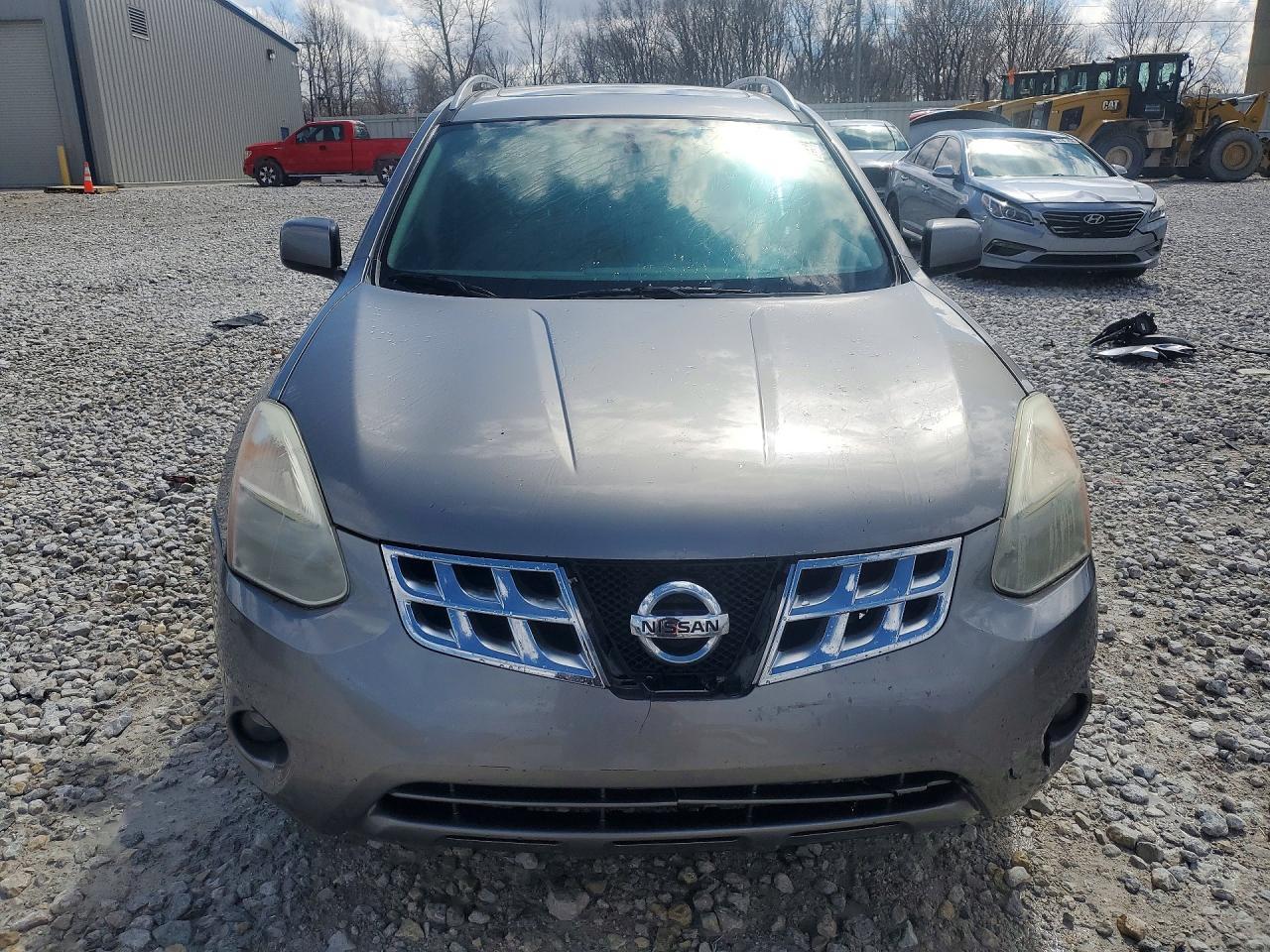 2013 Nissan Rogue S - Фото 5