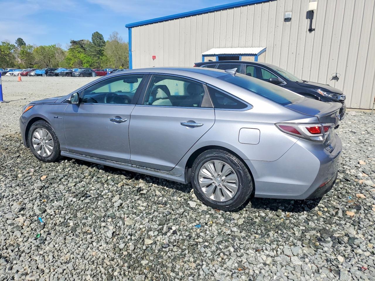 2017 Hyundai Sonata Hybrid - Фото 2