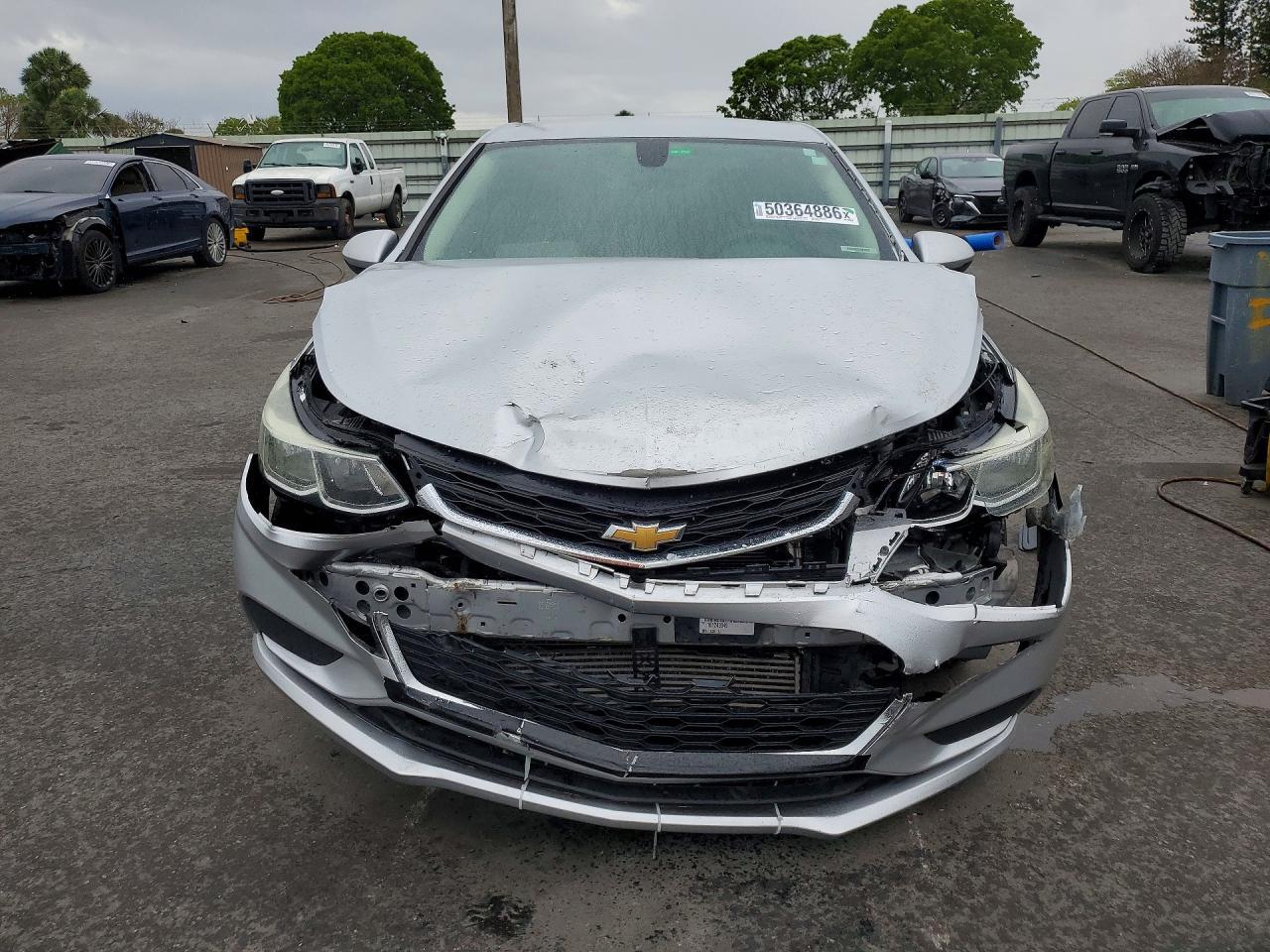 2018 Chevrolet Cruze Ls - Image 5