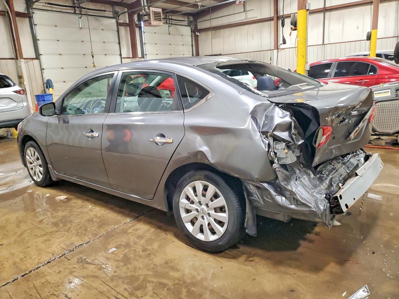 2015 Nissan Sentra S - Фото 2