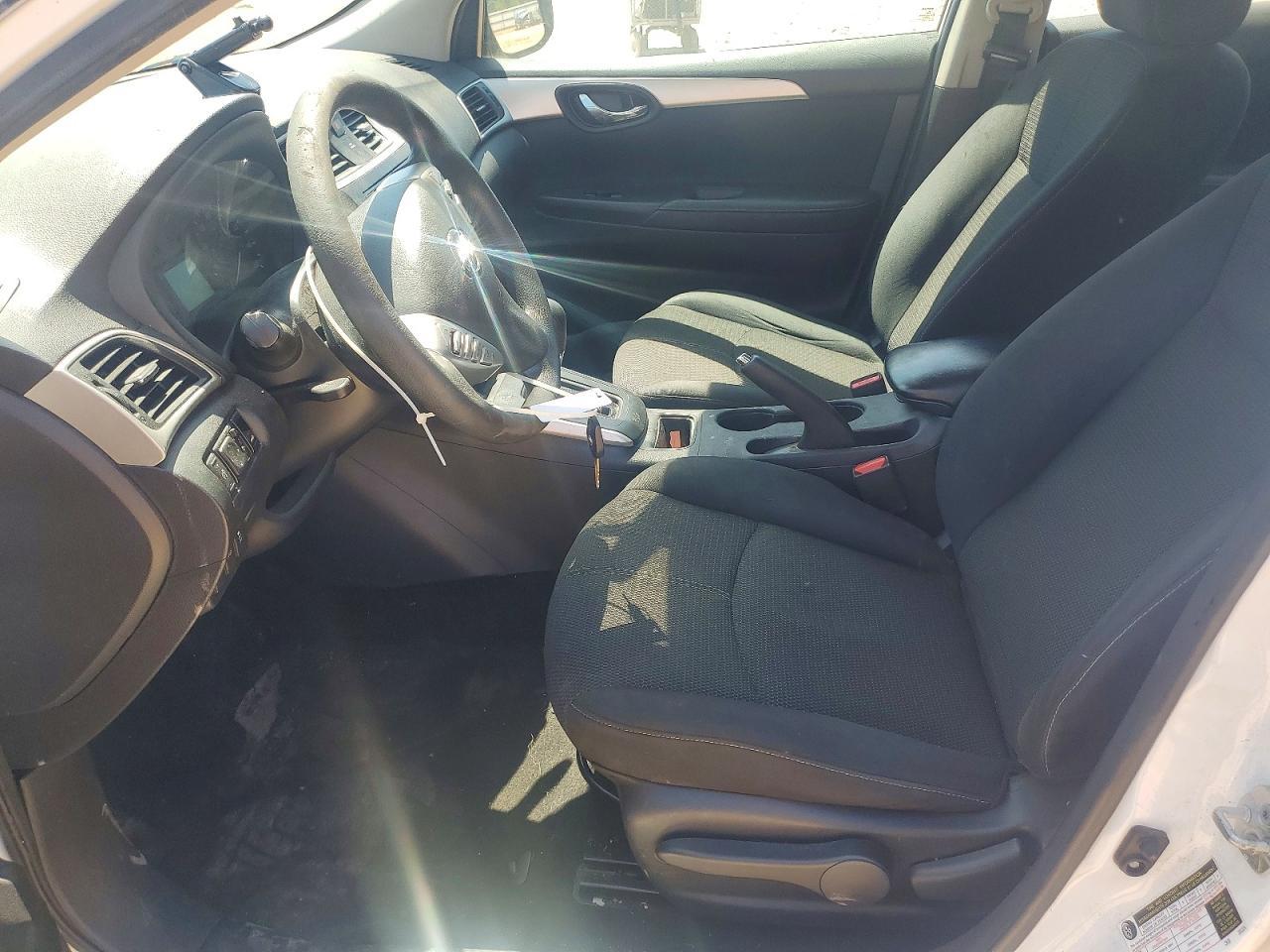 2017 Nissan Sentra S - Фото 7