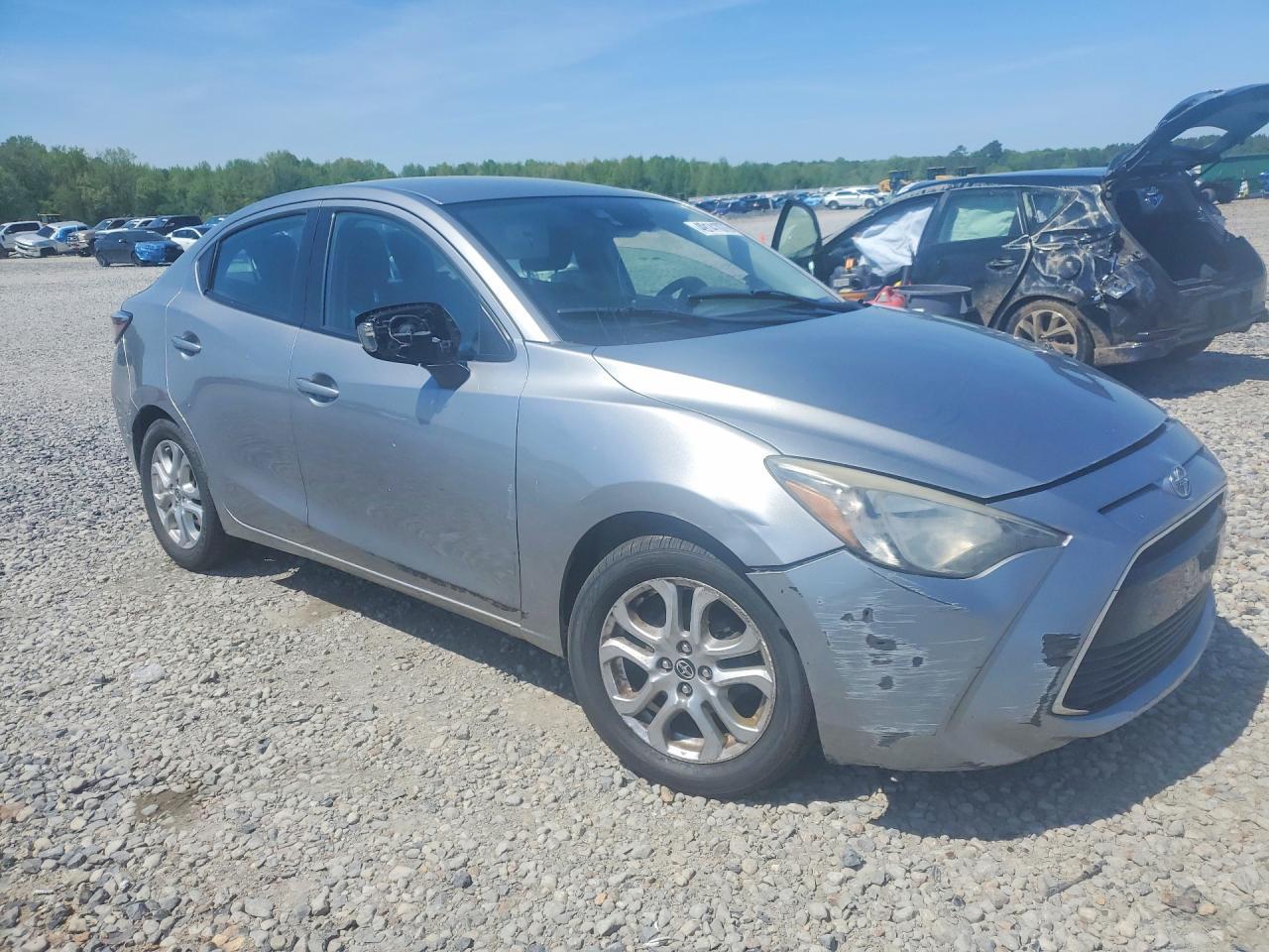2016 Scion Ia Base - Фото 4