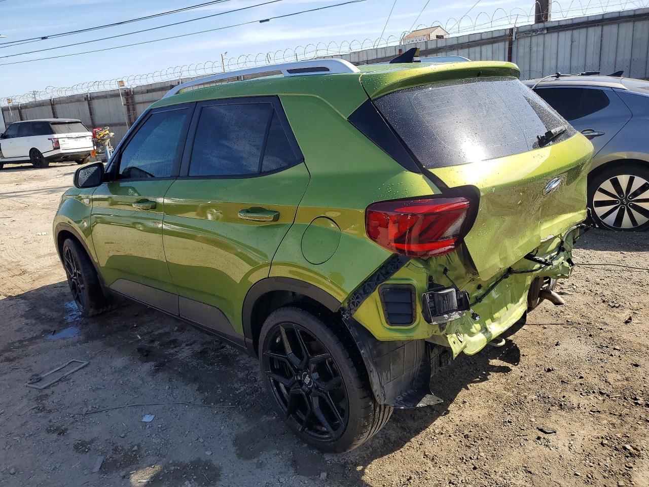 2021 Hyundai Venue Sel - Image 2