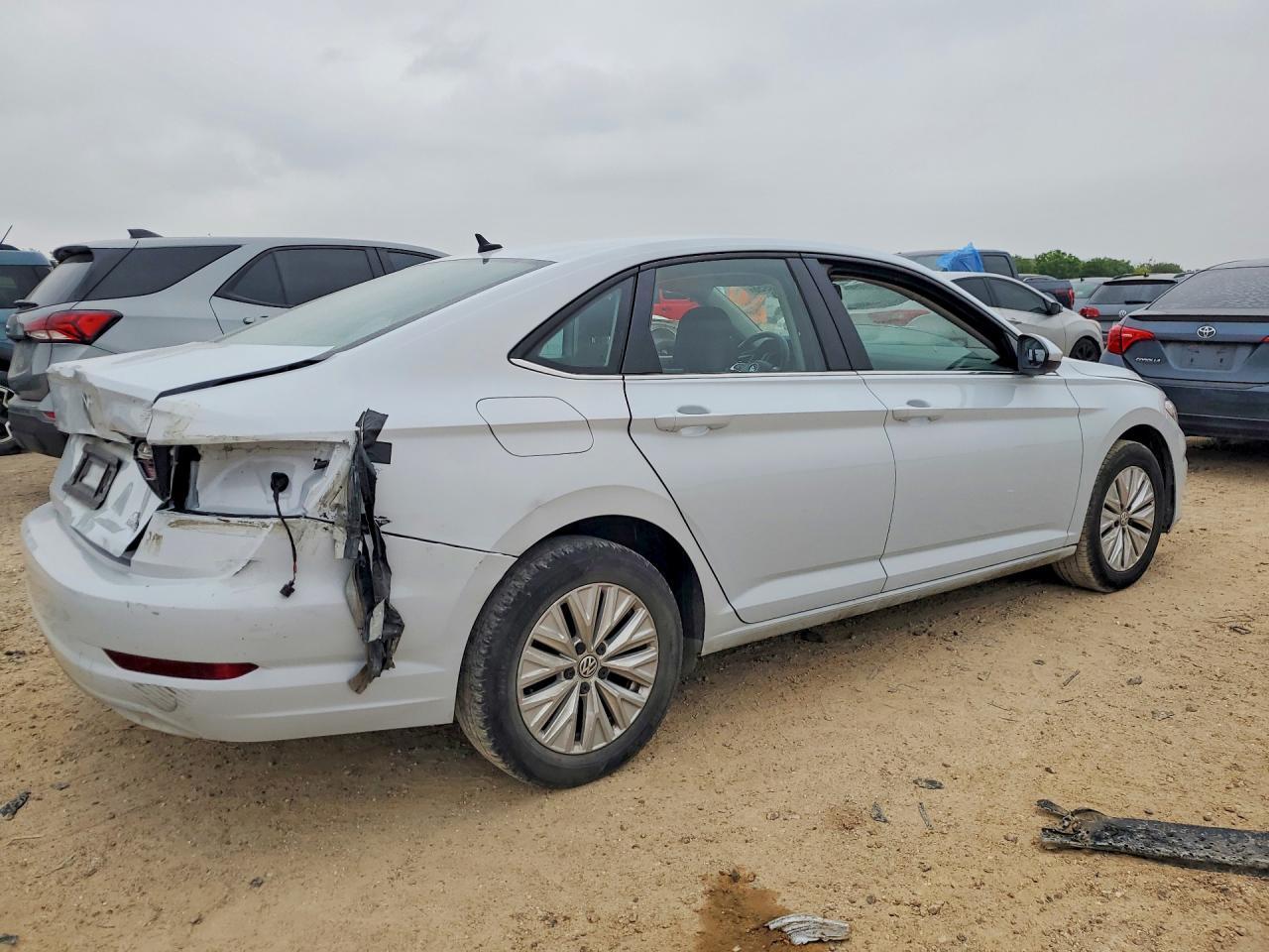 2019 Volkswagen Jetta S - Image 3