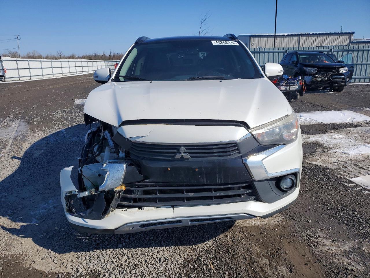 2016 Mitsubishi Rvr - Image 5
